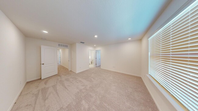 Building Photo - 3 BR 2.5 BA Brand New Townhome- TROUT RIVE...