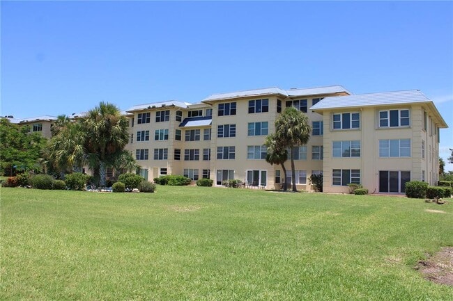 Building Photo - 3810 Gulf of Mexico Dr