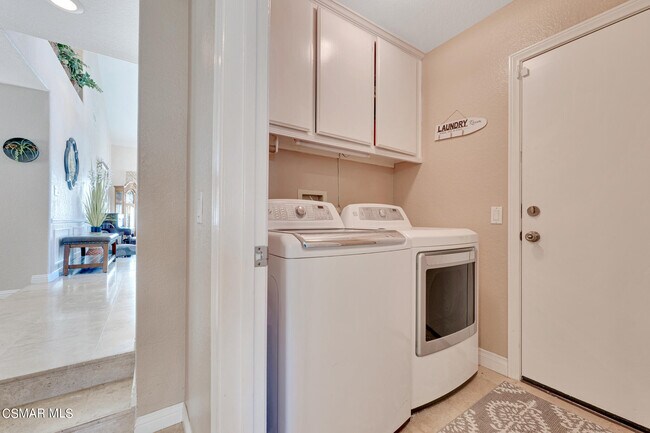 Building Photo - 4542 Skidmore Ct