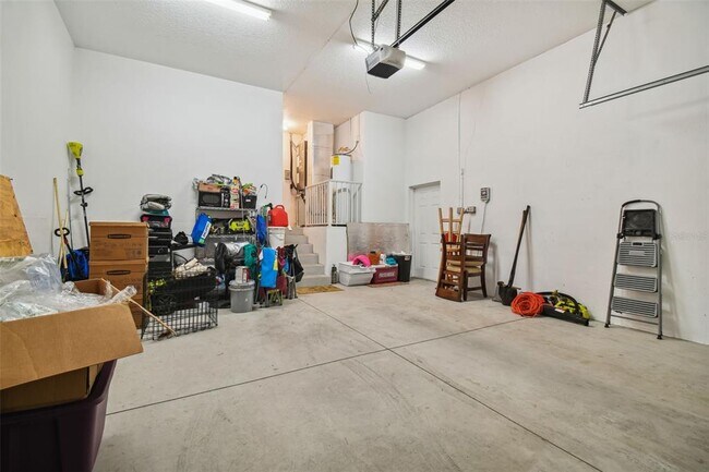 Building Photo - 5840 Mariposa Dr