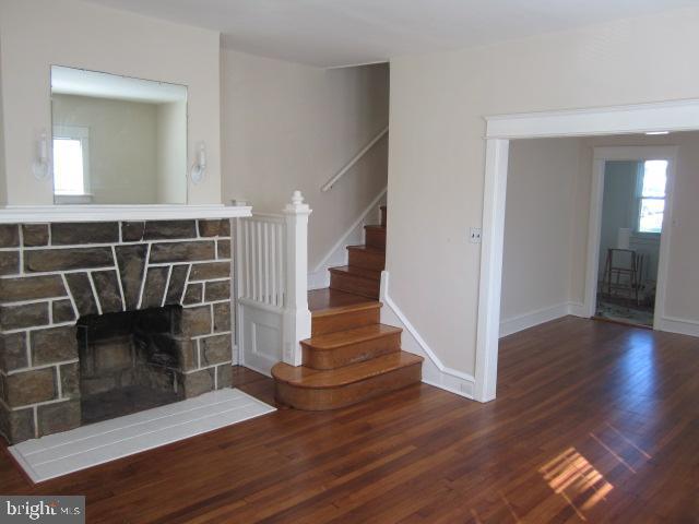 Building Photo - 619 Baily Rd