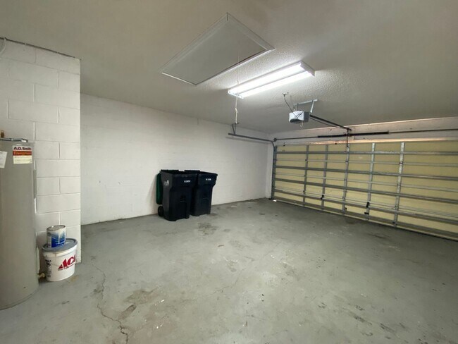 Building Photo - 1854 Meadow Pond Way