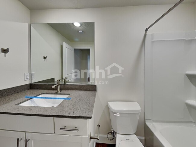 Building Photo - 11068 S Stream Rock Rd