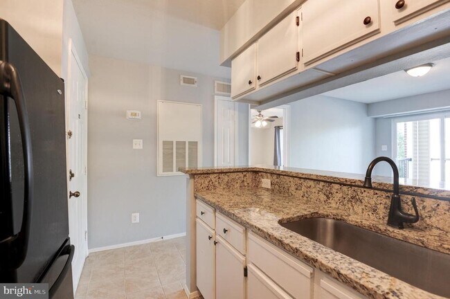Building Photo - 3313 Wyndham Cir