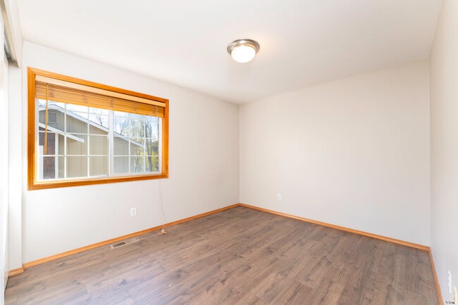 Building Photo - 1625 S Weller St