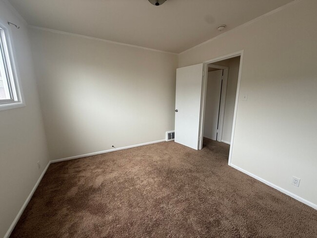 Building Photo - 3 BEDROOM HOME FOR RENT! AVAILABLE NOW-Dal...