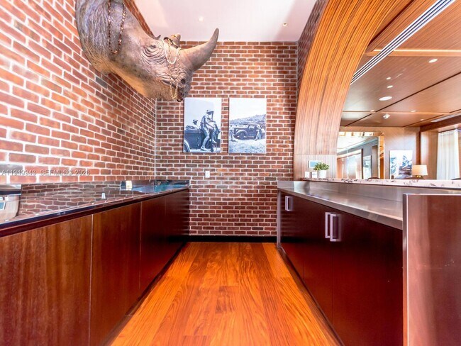 Building Photo - 1300 S Miami Ave