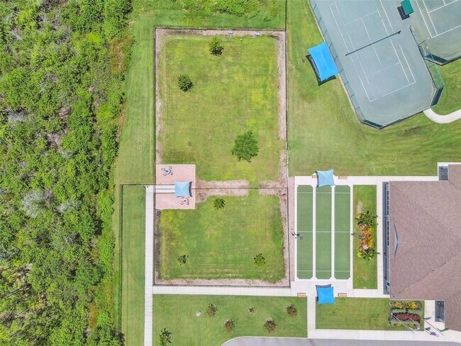 Building Photo - 13792 Long Lake Ln