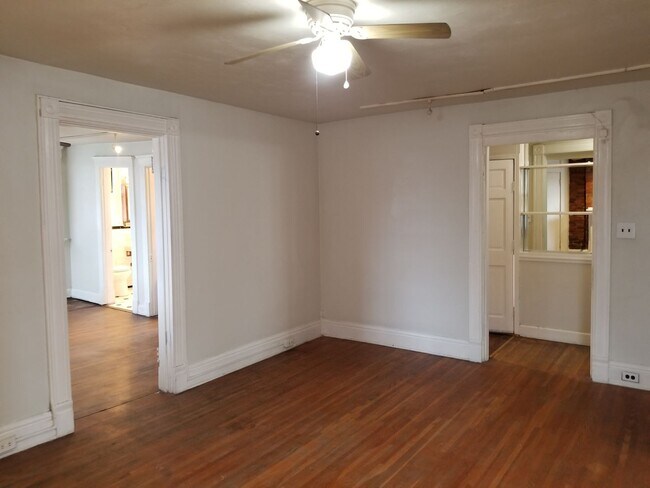 Building Photo - 1238 Garvin Pl