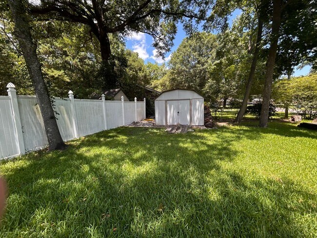 Building Photo - Beautifully Renovated 3BR Home in Summerville