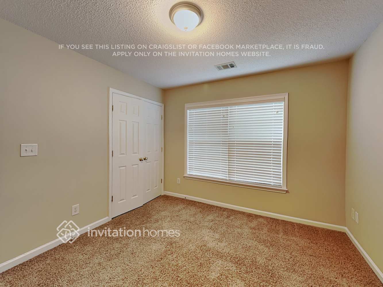 Building Photo - 172 Wallnut Hall Cir