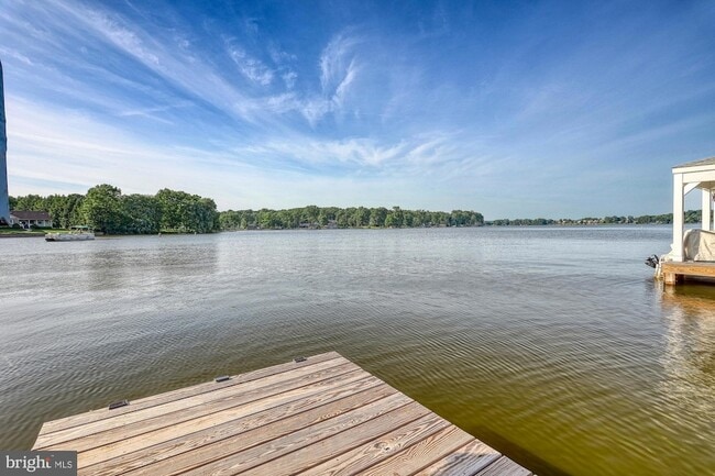 Building Photo - 366 Lake Meade Dr