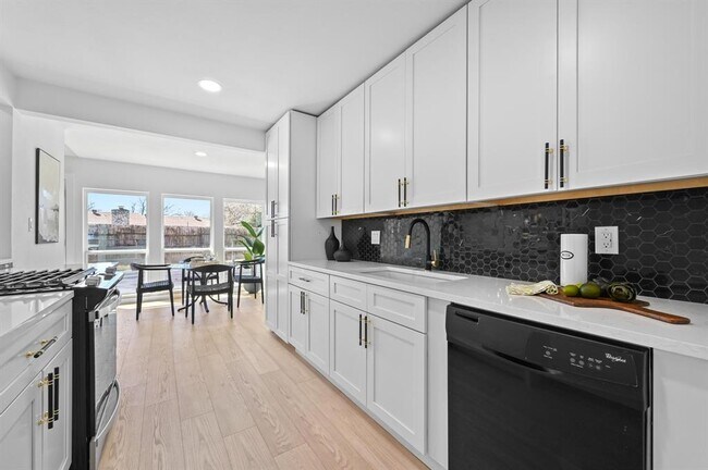 Building Photo - 1017 Cripple Creek Dr