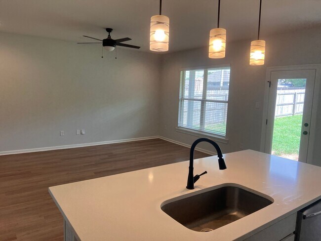 Building Photo - 4757 Sago Palm Cir