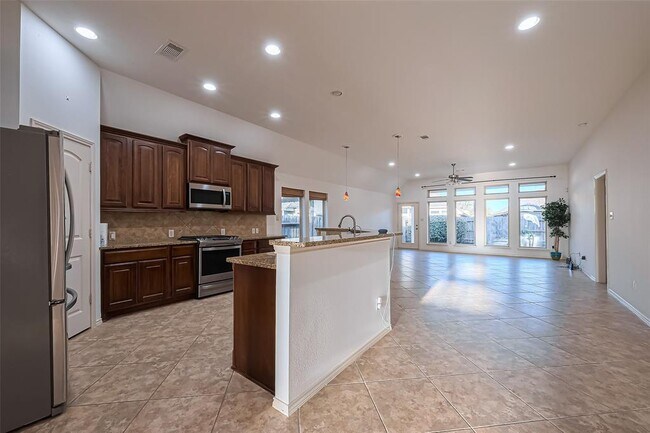 Building Photo - 6010 Le Moyne Pass Ln