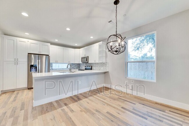 Building Photo - 6716 Mira Loma Ln