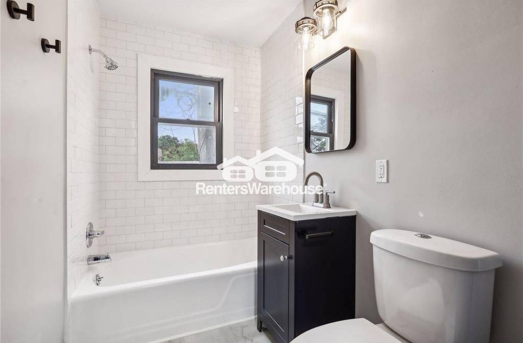 Building Photo - 3606 E 34th St