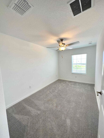 Building Photo - 32201 Powderpuff Mimosa Dr