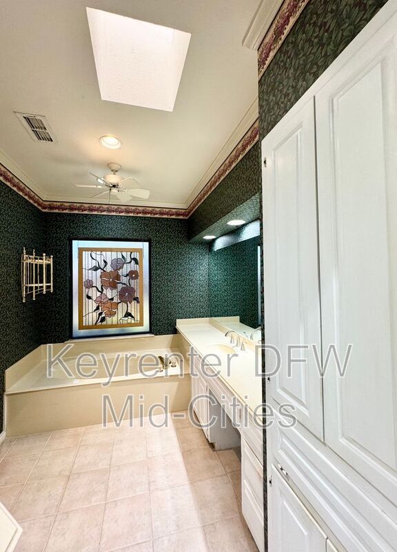 Building Photo - 2908 Old Mill Run