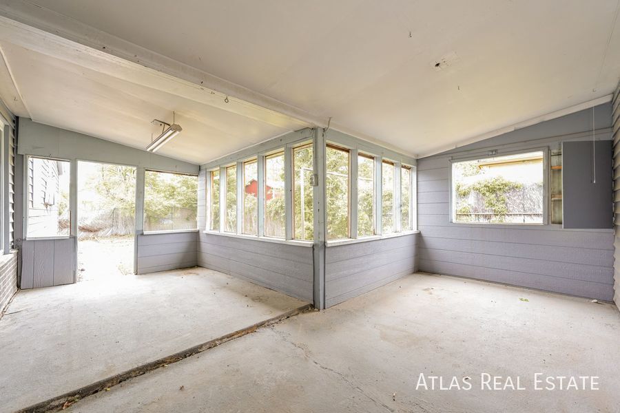 Building Photo - 1092 Worchester St