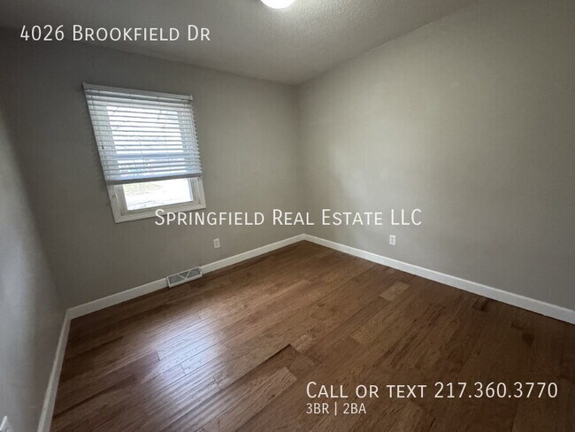Building Photo - 4026 Brookfield Dr