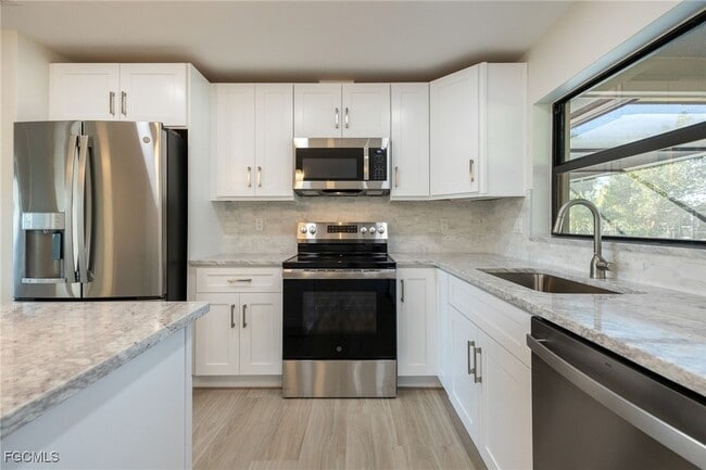 Building Photo - 5308 Shalley Cir E