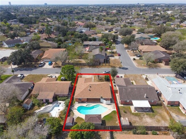 Building Photo - 2928 N 1st Ln