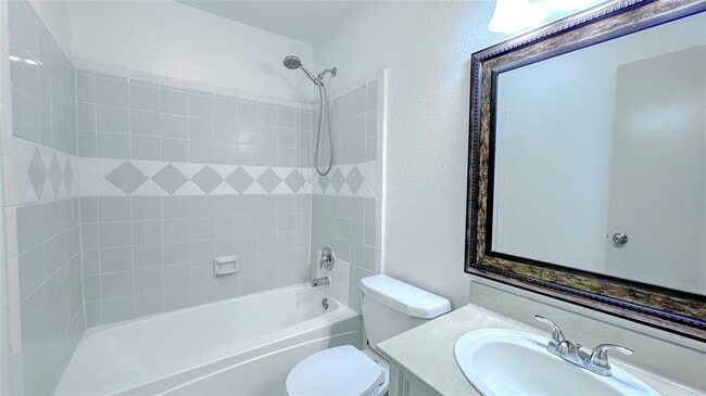 Building Photo - 7403 Breccia Dr