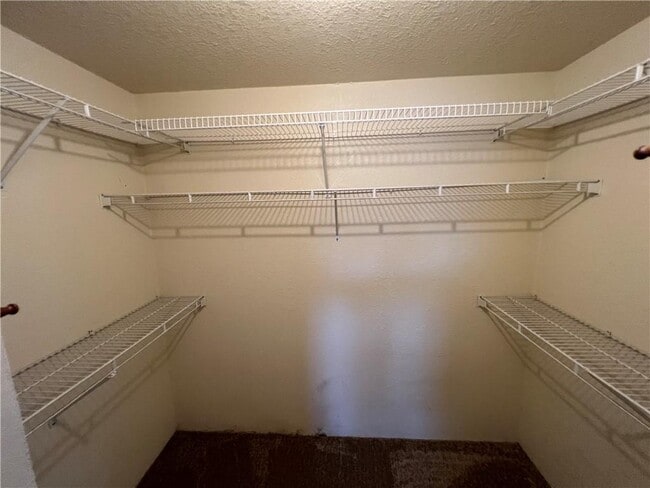 Building Photo - 1345 Lakeshore Dr