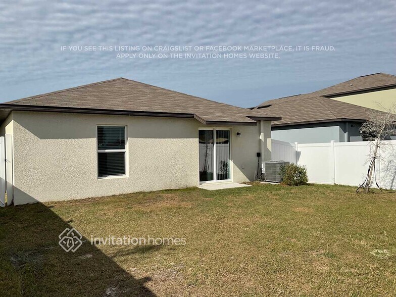 Building Photo - 110 Rain Lily Ave