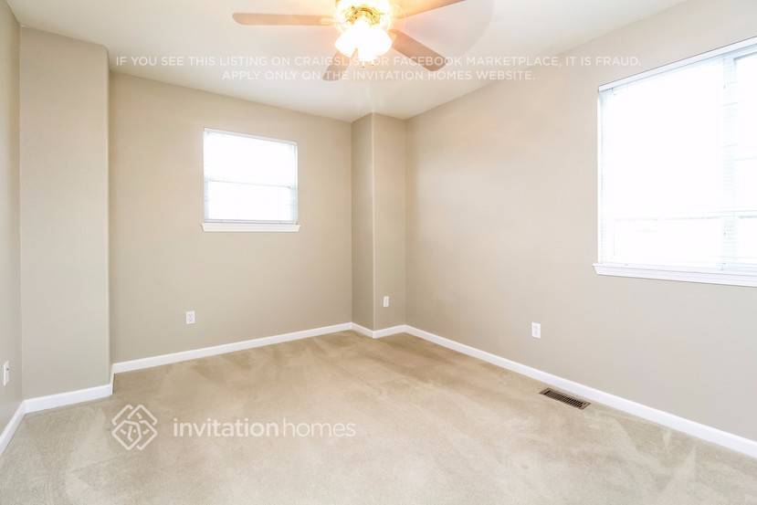 Building Photo - 3205 Oakes Mill Pl