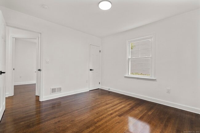 Building Photo - 203 Gorham Ave