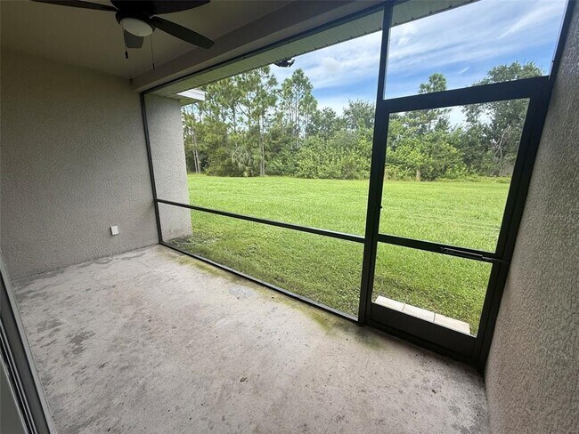 Building Photo - 24482 Zephyr Ct