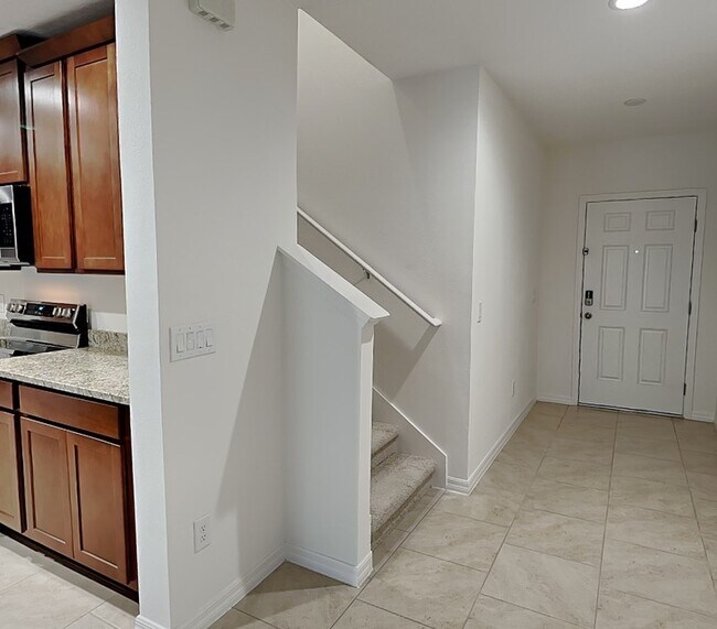 Building Photo - 1615 Cloudy Ct