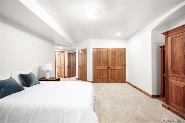 Building Photo - 1705 W Hinsdale Pl