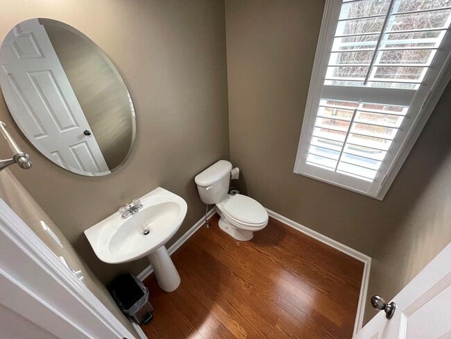 Building Photo - 12785 Doe Dr