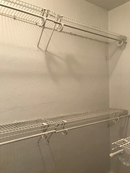 Building Photo - 227 James St