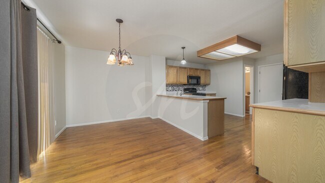 Building Photo - Stetson Hills Charmer with 2 Car Garage