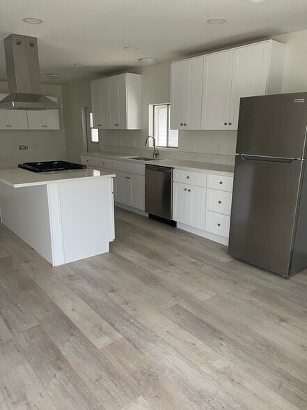 Building Photo - 270 San Mateo Cir