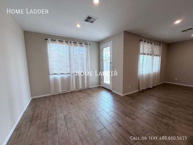 Building Photo - 1997 E Wetleaf Pl