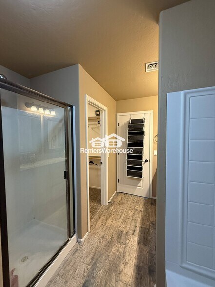 Building Photo - 2019 E Heartwood Ln