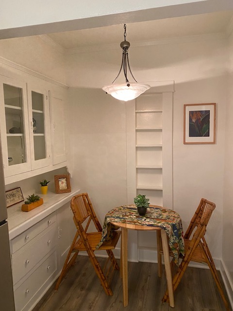 Dining area in kitchen - 1924 3rd St