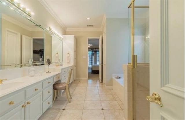 Building Photo - 7985 Caruth Ct
