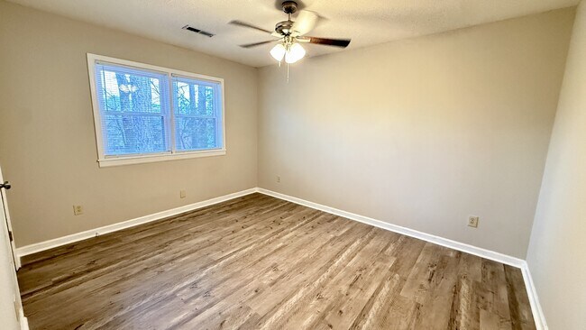 Building Photo - 12011 Bell Mountain Dr SW