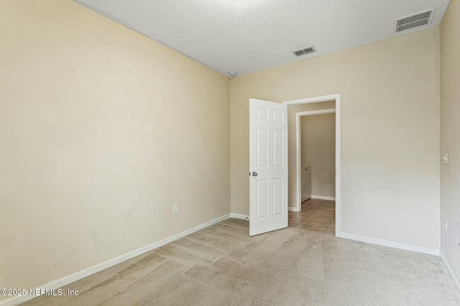 Building Photo - 2405 Caney Wood Ct S