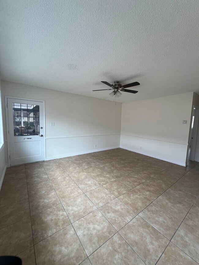 Primary Photo - Remodeled 2 Bedroom in Long Beach City
