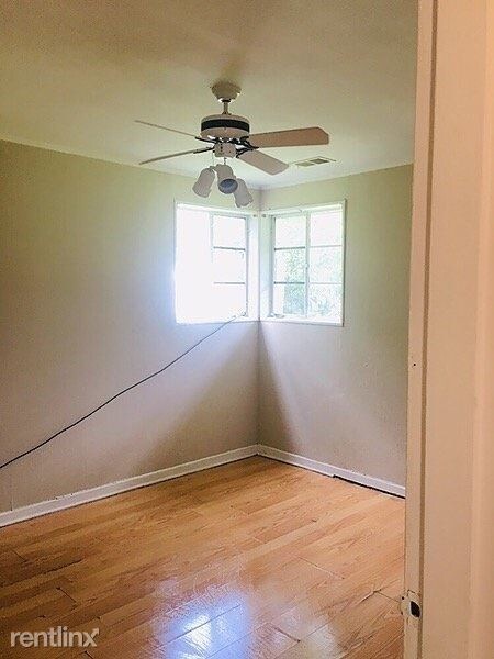 Building Photo - 2 br, 1 bath House - 62 Sauk Trail