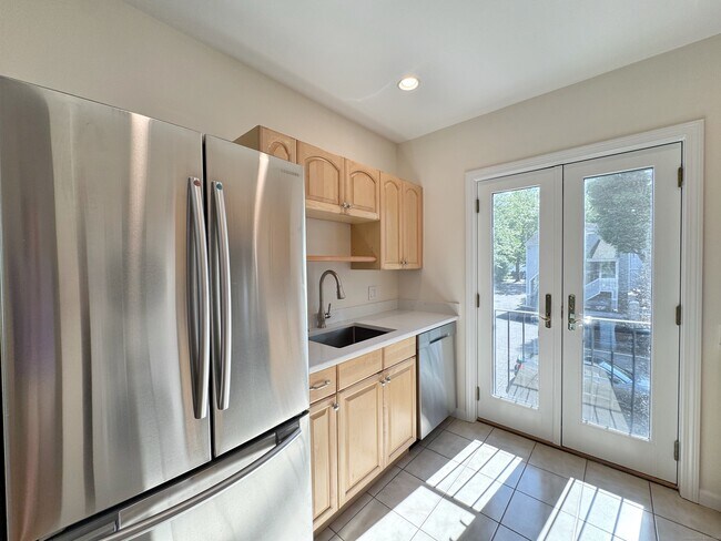 Building Photo - 55 Saugatuck Ave