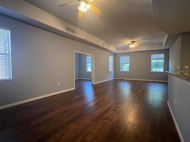 Building Photo - 642 Wells Ct