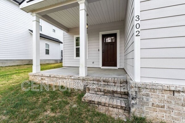 Building Photo - 302 Dorn St